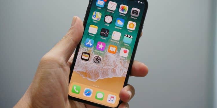 person holding space gray iPhone 7