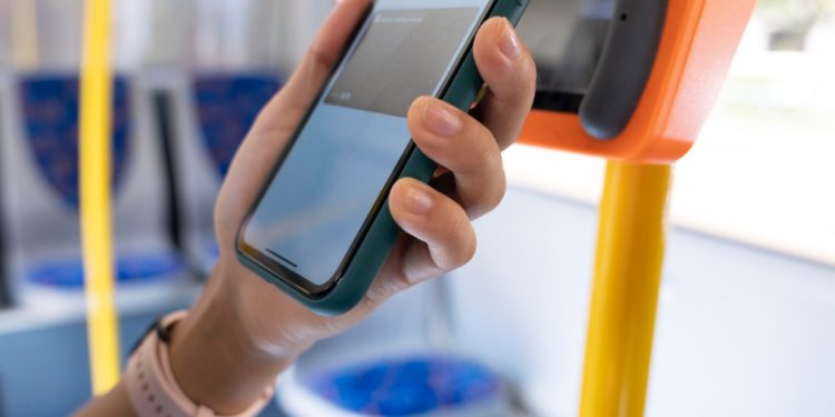 Paiement sur facture mobile : pratique pour l’achat de ticket de transport